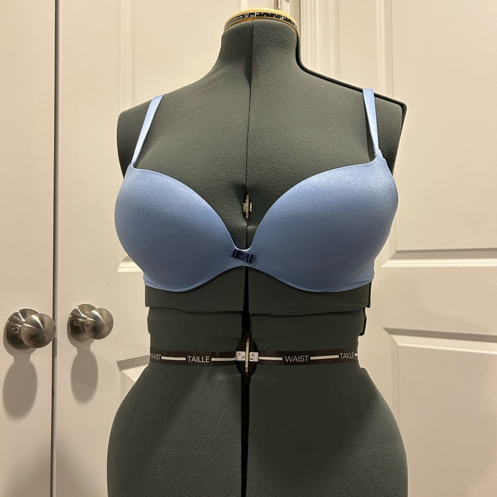 Victoria's Secret Light Blue Plunge Bra